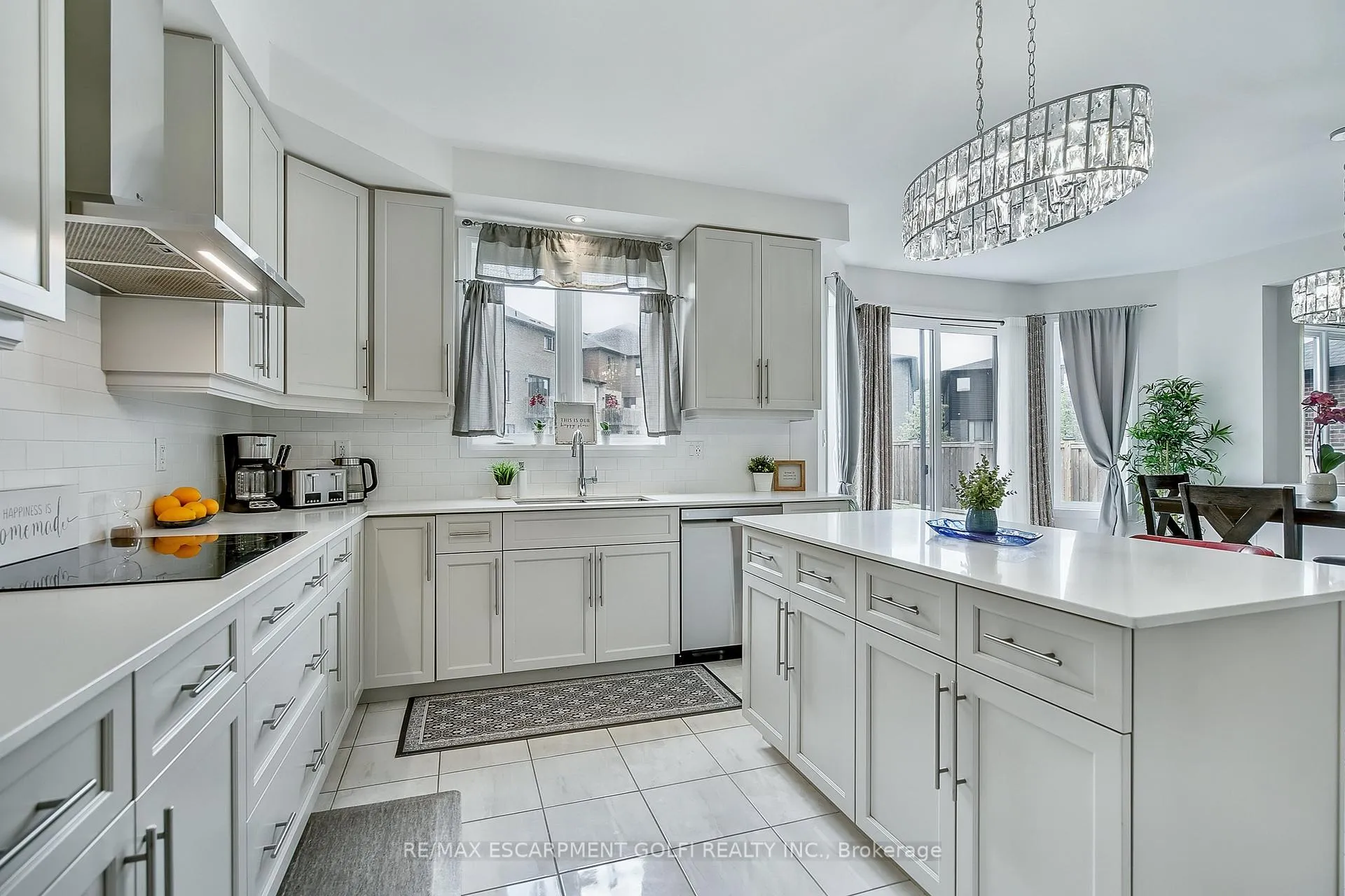 Photo 13 of 5062 Connor Drive, Lincoln, Beamsville — HOMEH