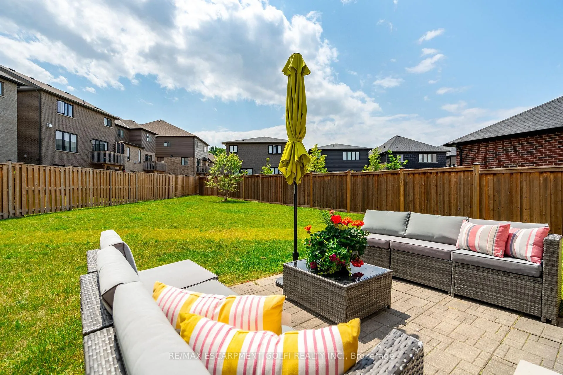 Photo 35 of 5062 Connor Drive, Lincoln, Beamsville — HOMEH