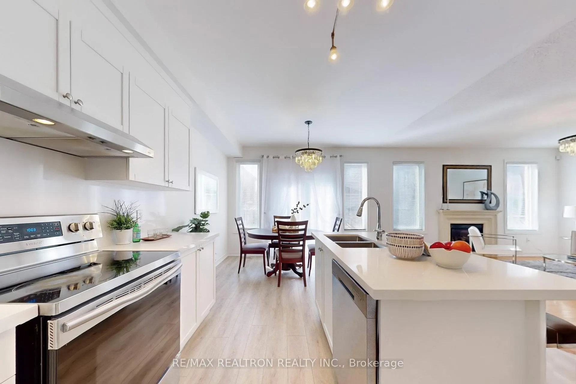 Photo 13 of 21 Angelico Avenue, Vaughan, Vellore Village — HOMEH