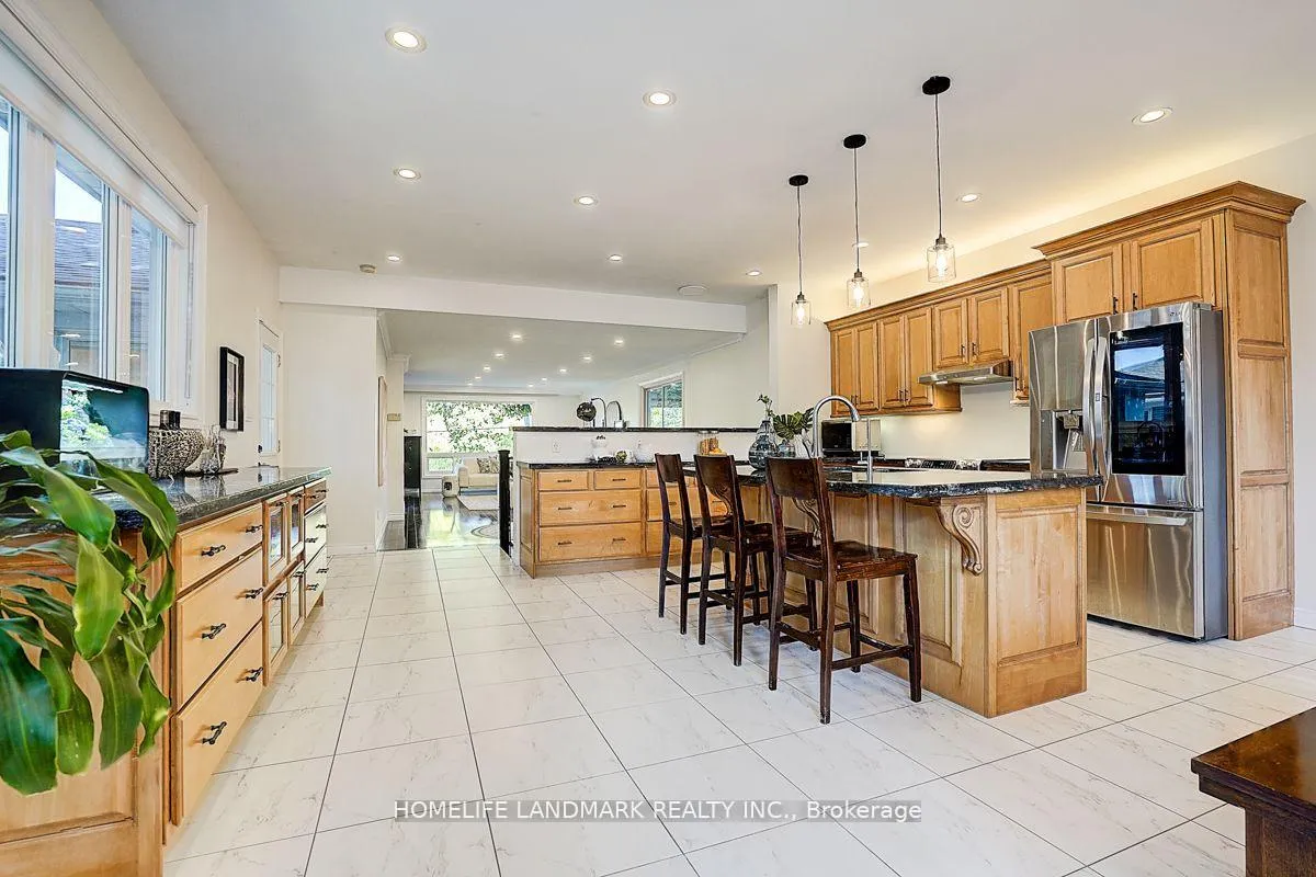 Photo 17 of 12 Paramount Road, Markham, Old Markham Village — HOMEH