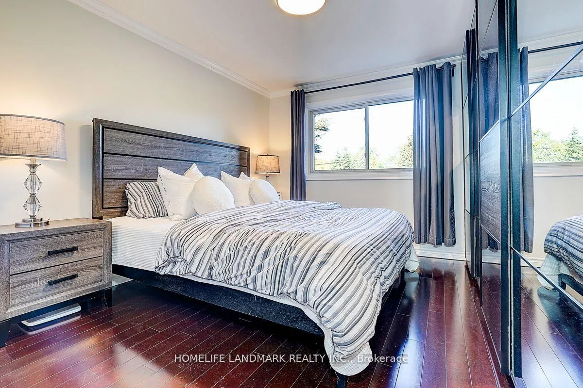 Photo 22 of 12 Paramount Road, Markham, Old Markham Village — HOMEH