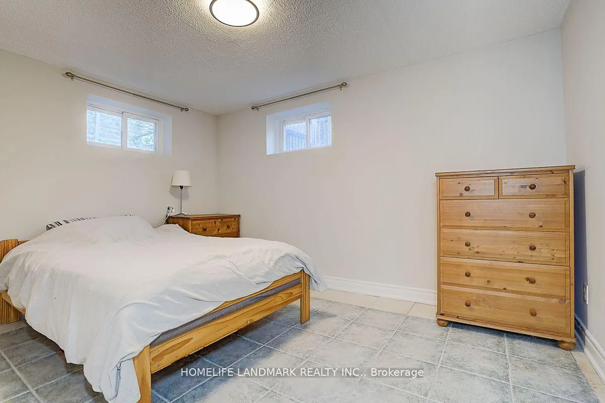 Photo 33 of 12 Paramount Road, Markham, Old Markham Village — HOMEH