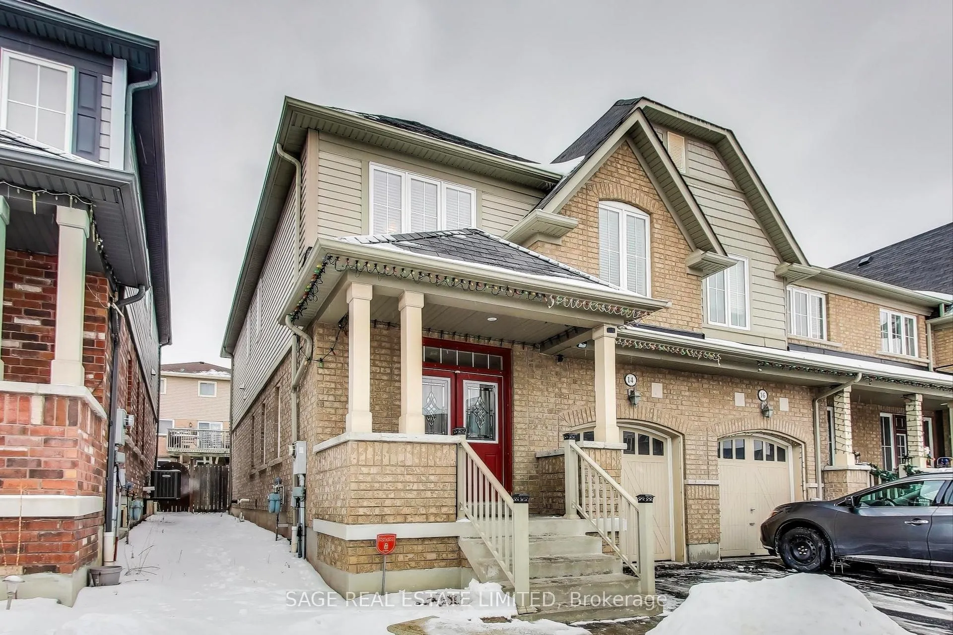Front of 14 Clarepark Court