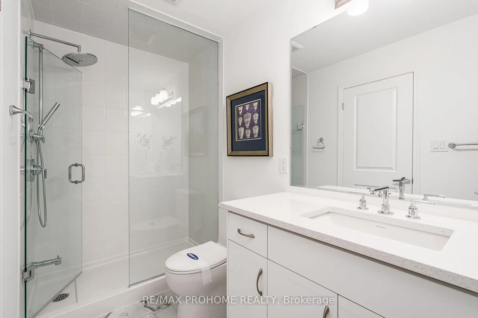 Photo 24 of 36 Azure Drive, Markham, Victoria Square — HOMEH