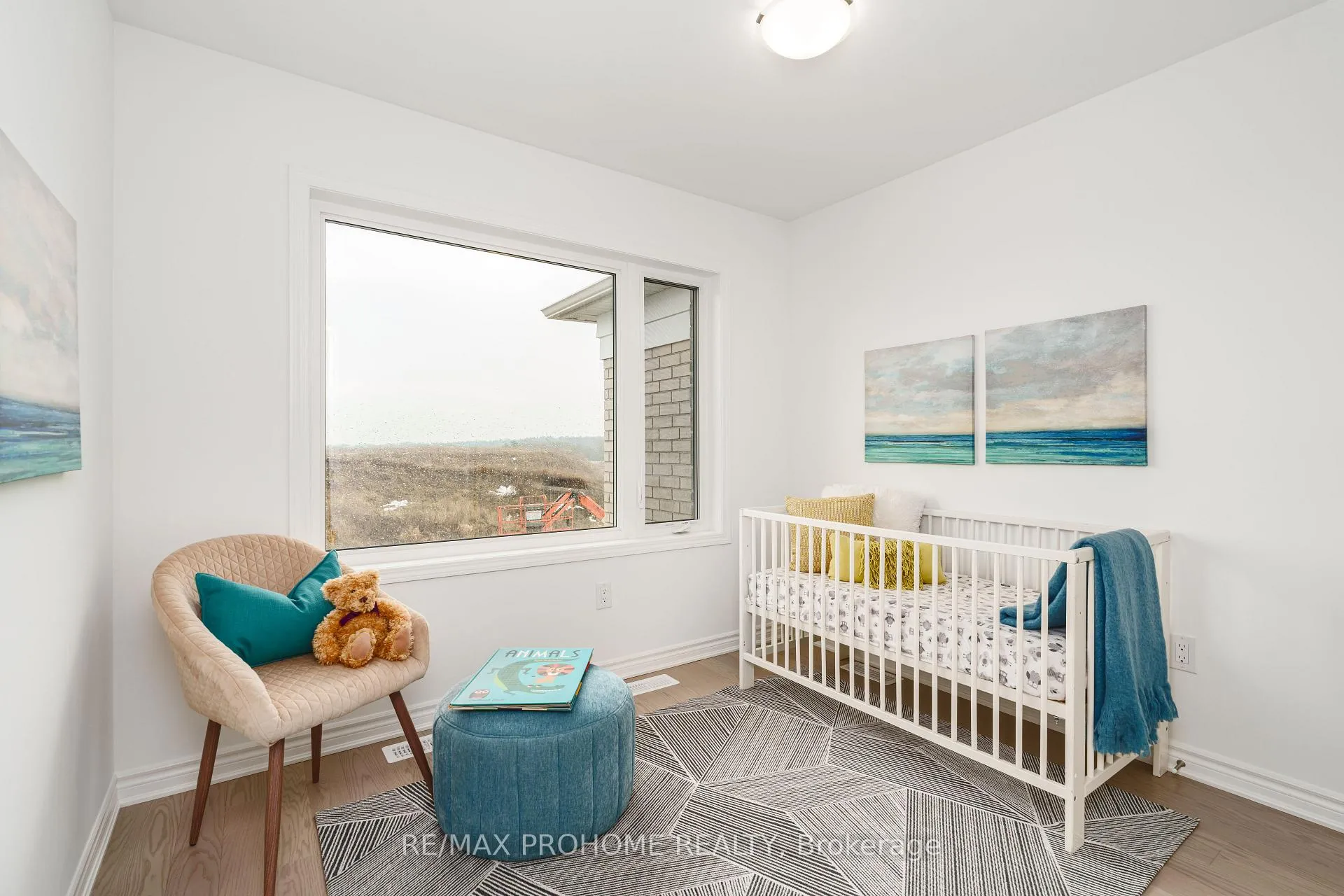 Photo 25 of 36 Azure Drive, Markham, Victoria Square — HOMEH