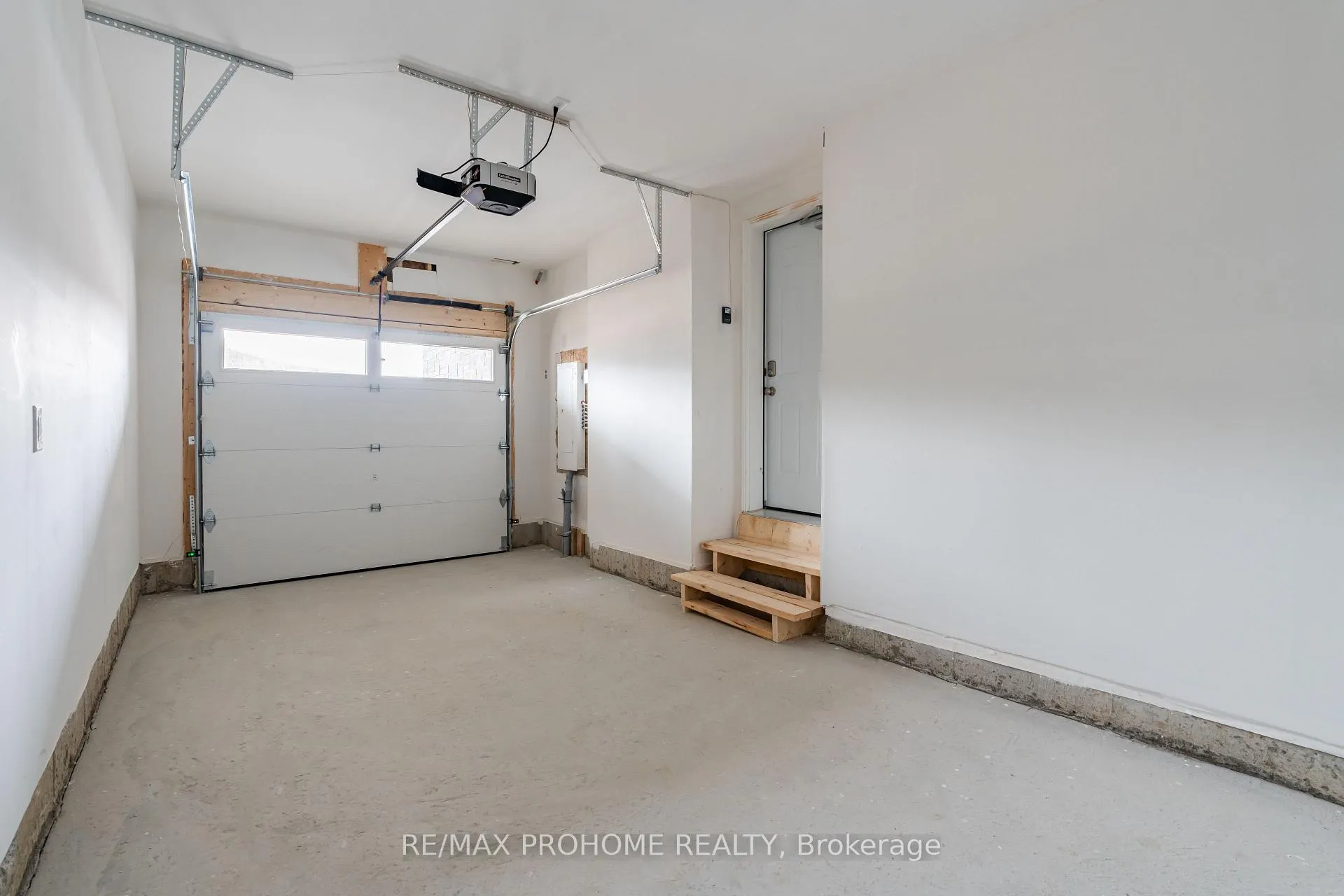 Photo 29 of 36 Azure Drive, Markham, Victoria Square — HOMEH
