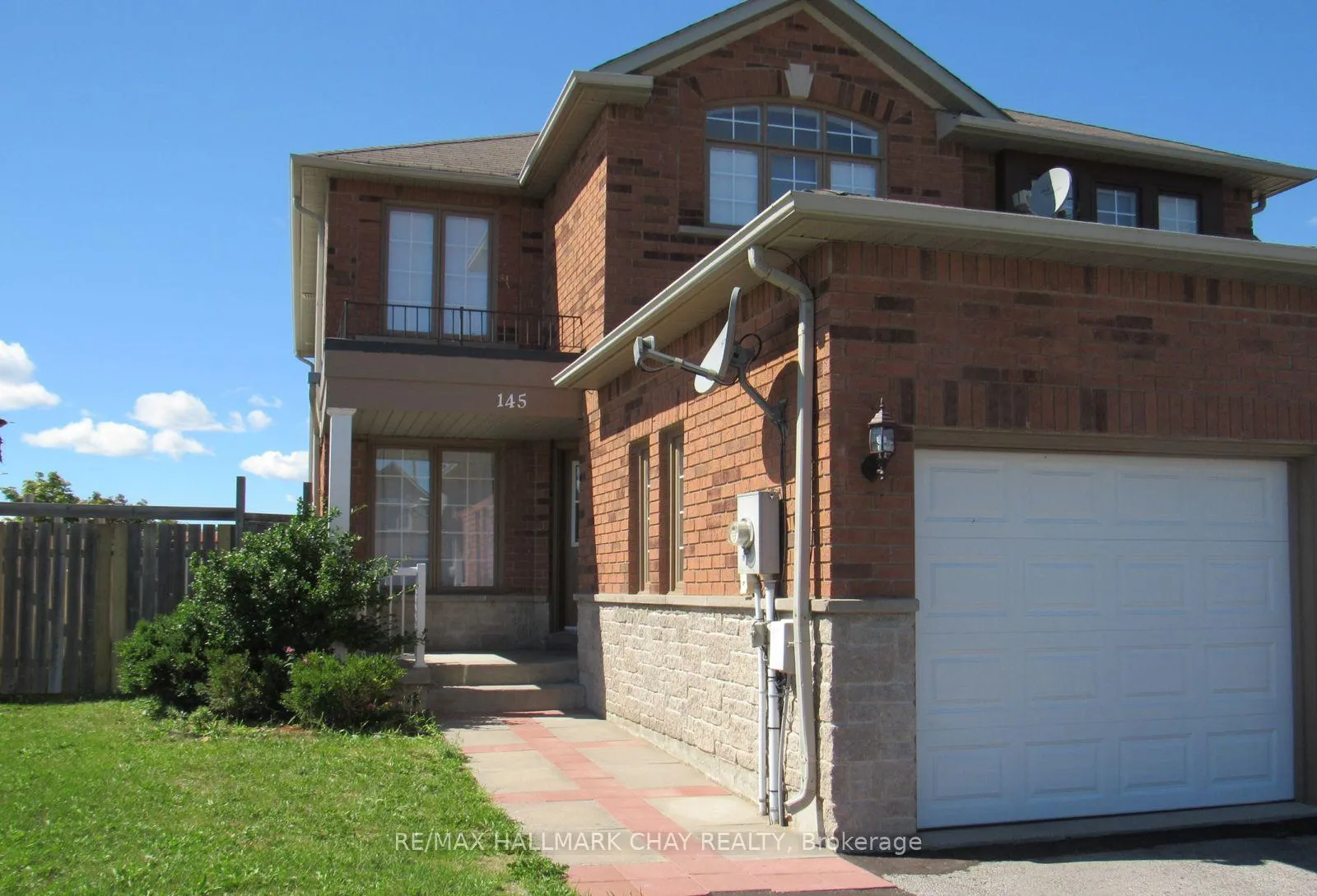 Photo 2 of 145 Leslie Avenue, Barrie, Holly — HOMEH