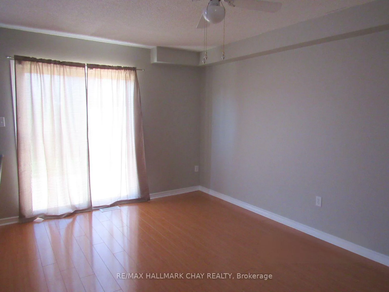 Photo 5 of 145 Leslie Avenue, Barrie, Holly — HOMEH