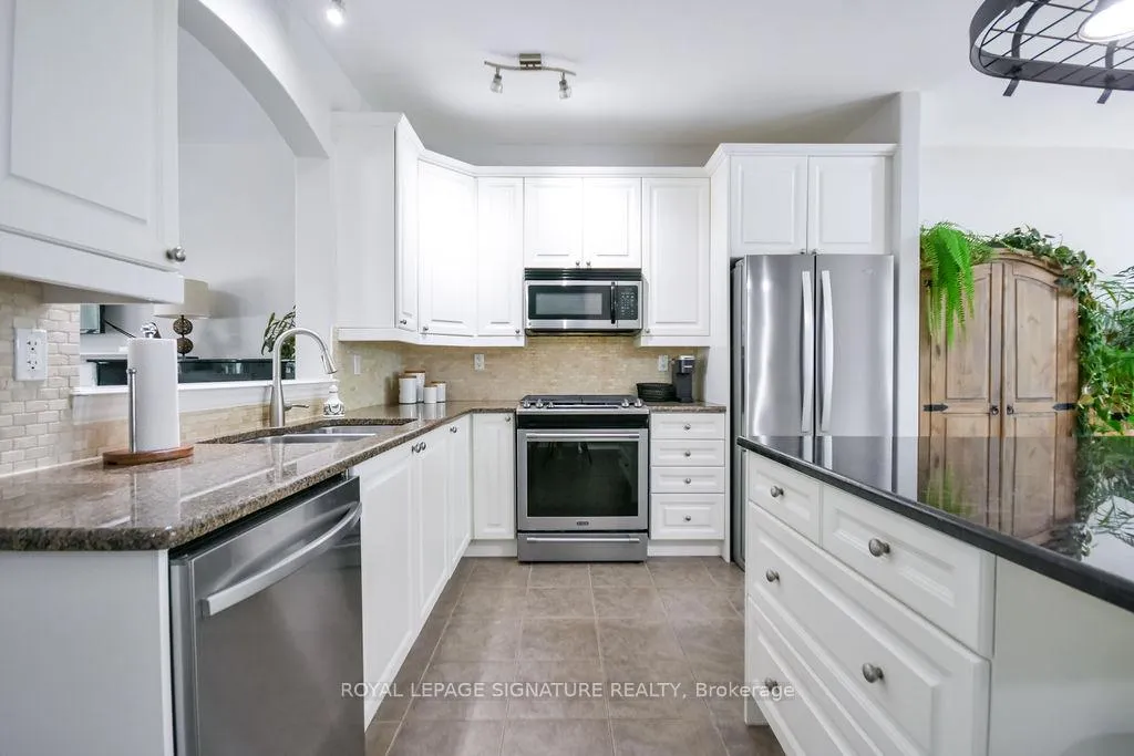 Photo 11 of 7 Windsong Crescent, Bracebridge, Macaulay — HOMEH