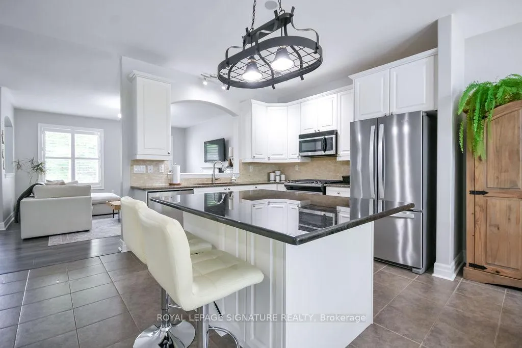 Photo 13 of 7 Windsong Crescent, Bracebridge, Macaulay — HOMEH