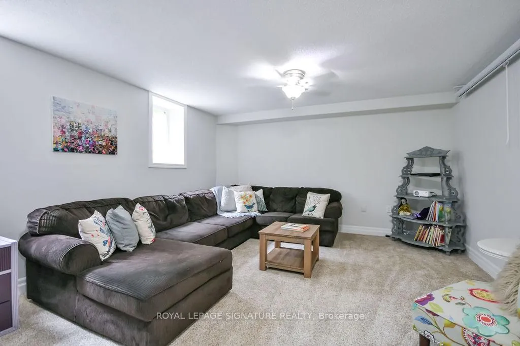 Photo 17 of 7 Windsong Crescent, Bracebridge, Macaulay — HOMEH