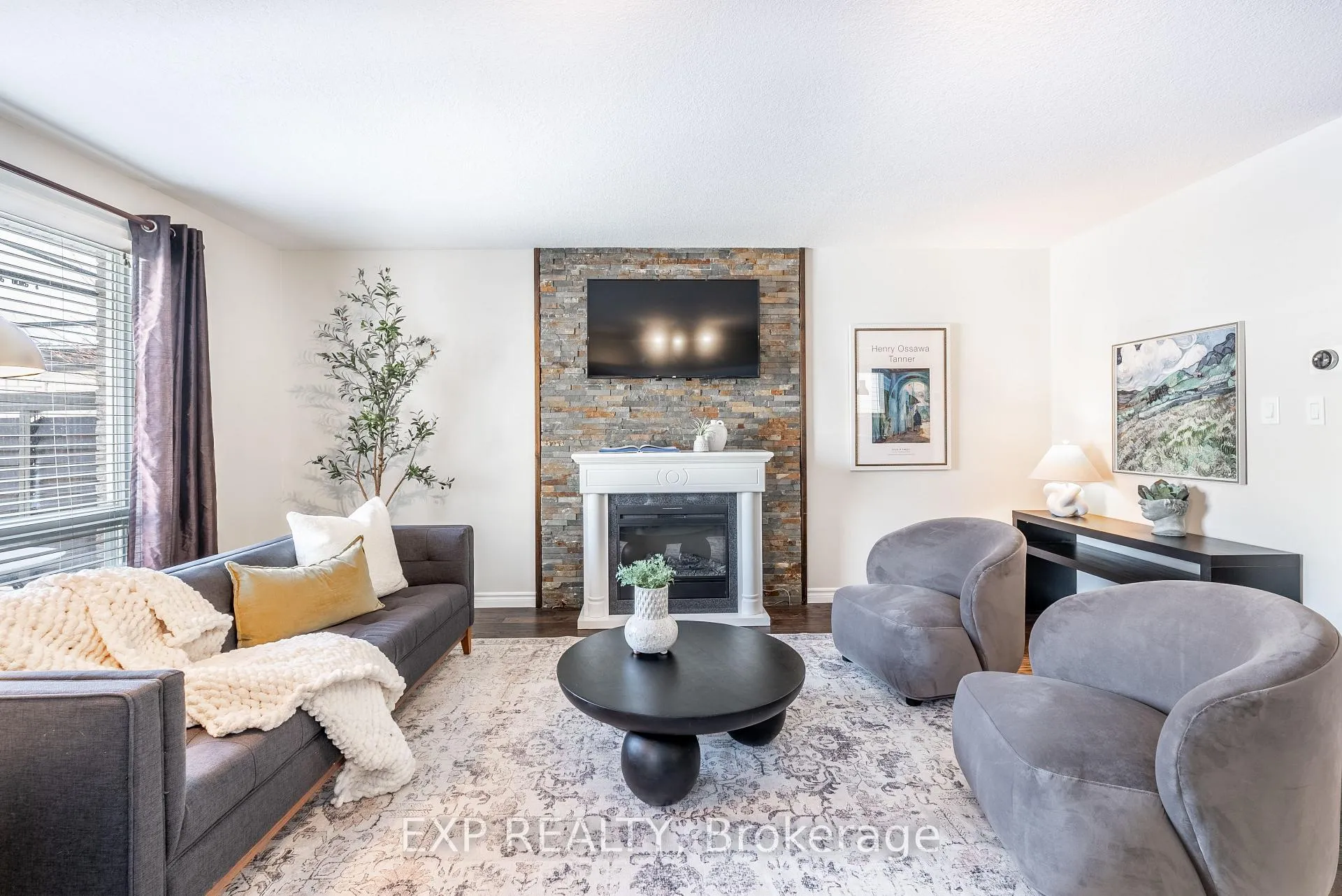 Photo 18 of 26 Gregg Court, Kitchener — HOMEH