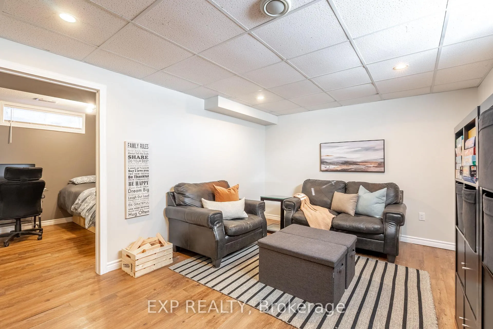 Photo 31 of 26 Gregg Court, Kitchener — HOMEH