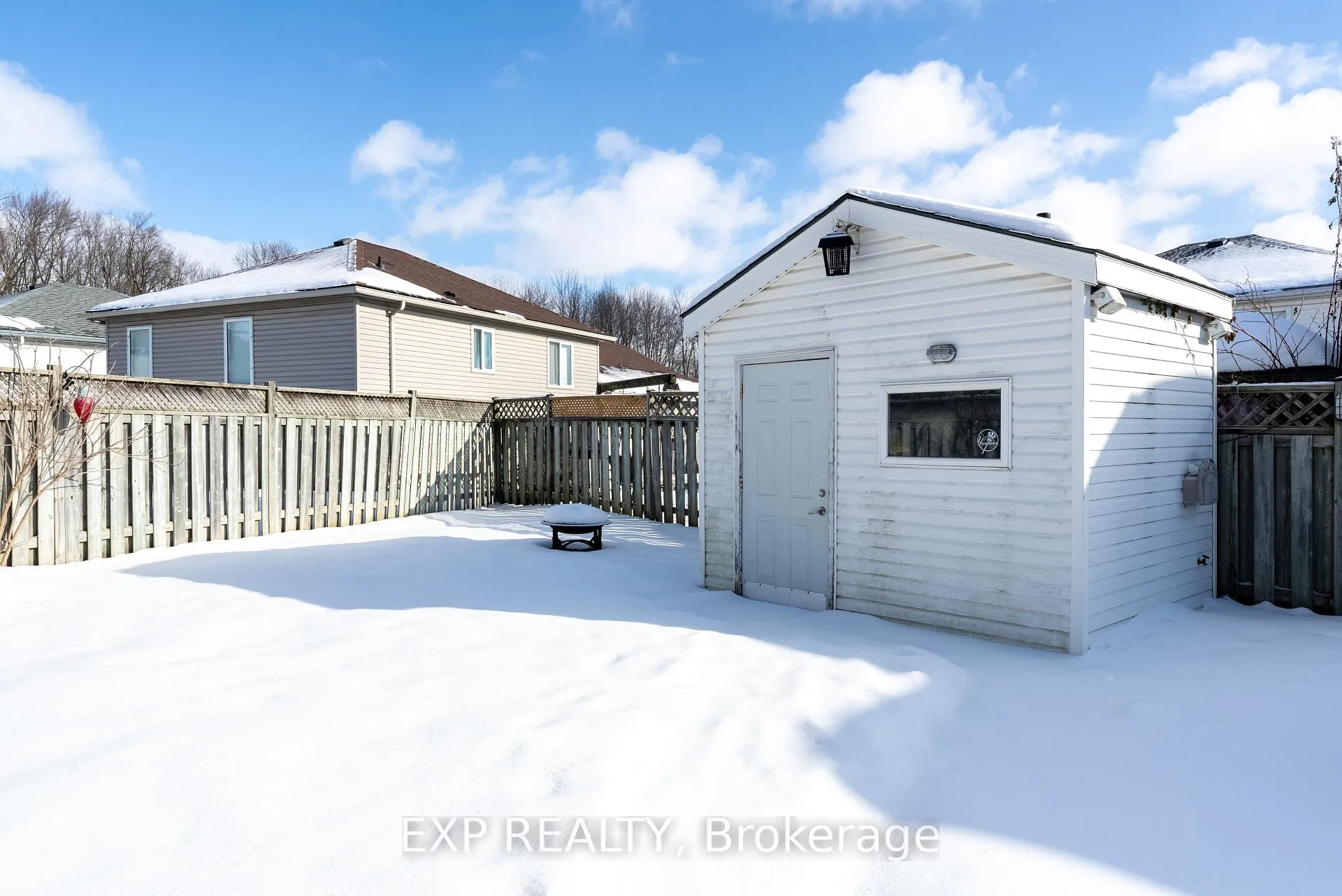 Photo 39 of 26 Gregg Court, Kitchener — HOMEH