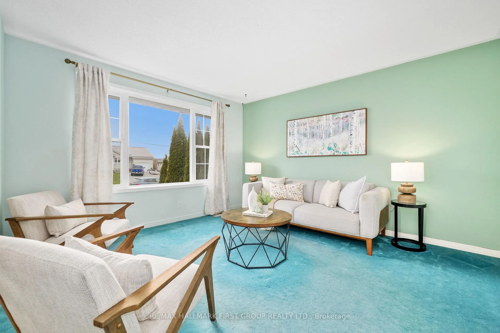 Photo 4 of 25 Price Street E, Brighton — HOMEH
