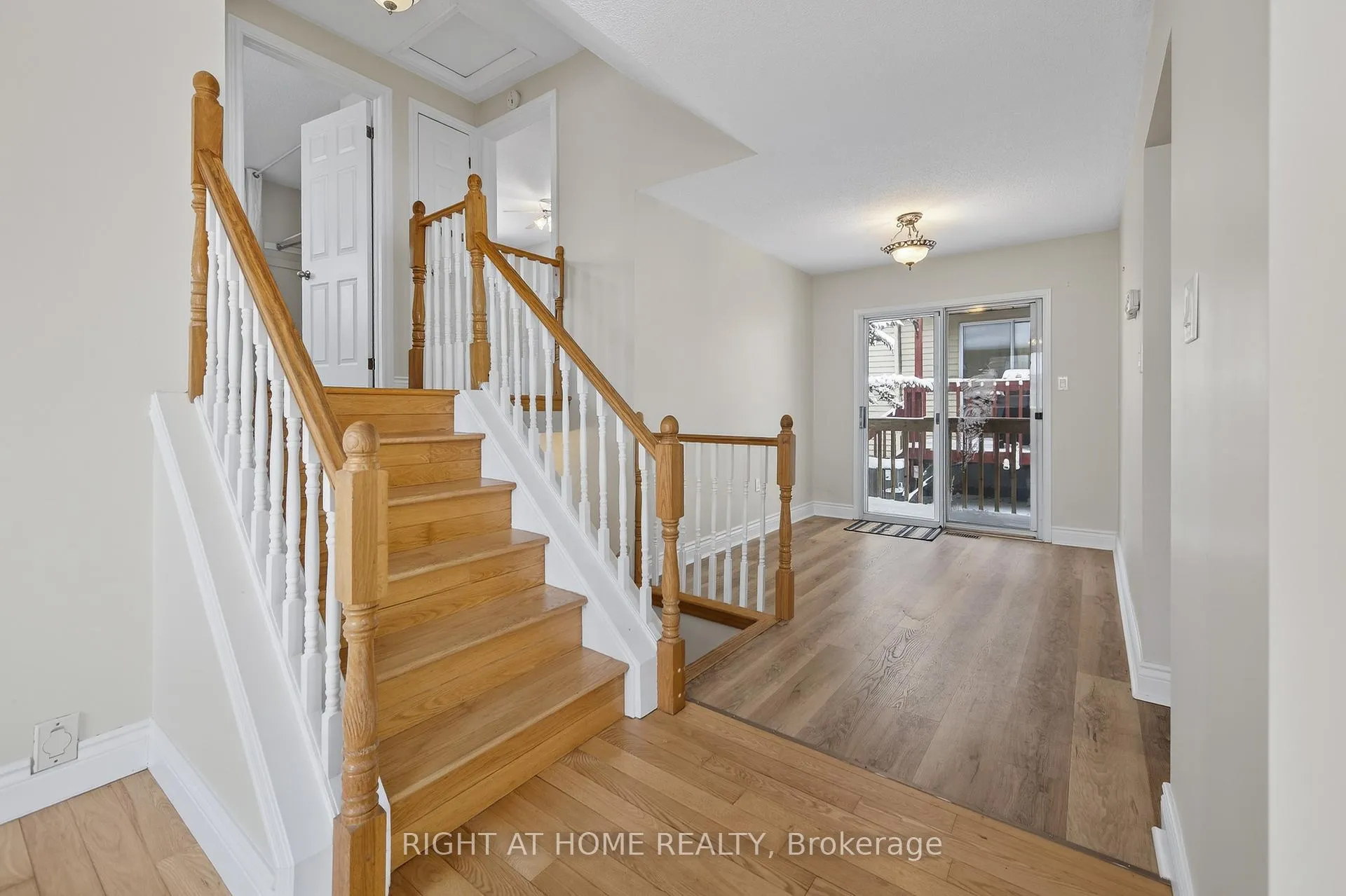Photo 10 of 52 Gosney Crescent, Barrie, Painswick North — HOMEH