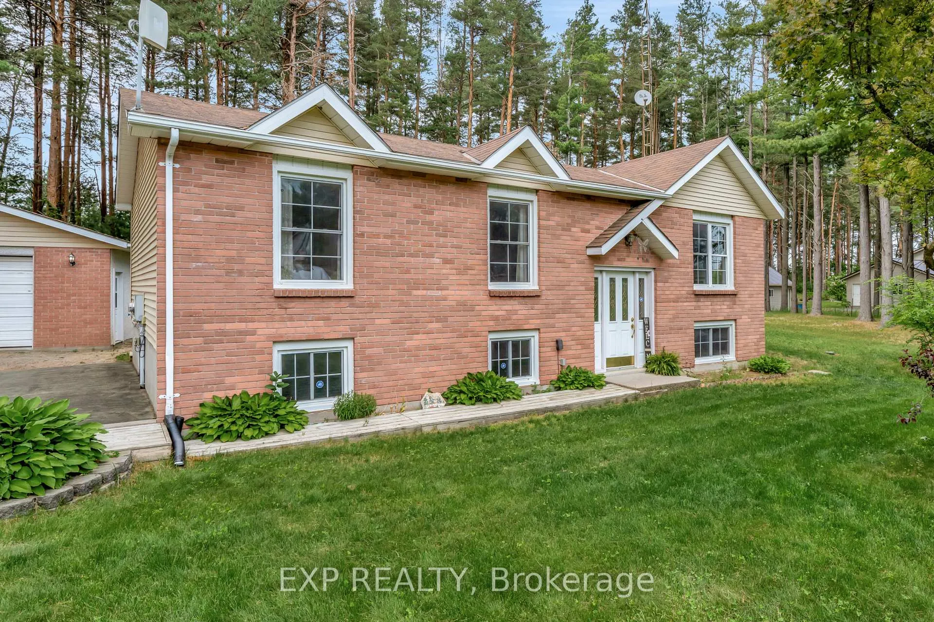 Photo 1 of 1112 County Road 5, Quinte West, Murray Ward — HOMEH