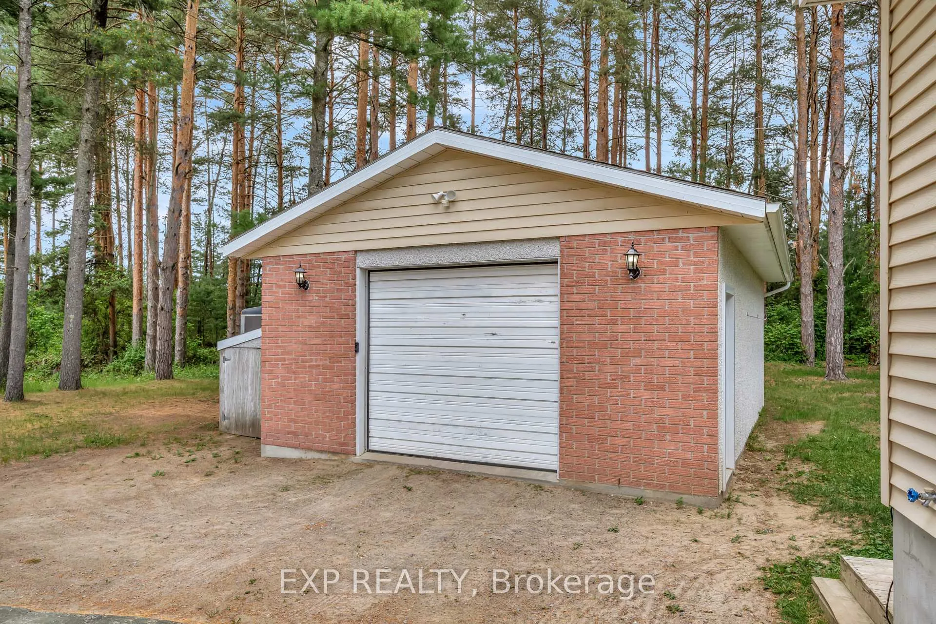 Photo 3 of 1112 County Road 5, Quinte West, Murray Ward — HOMEH