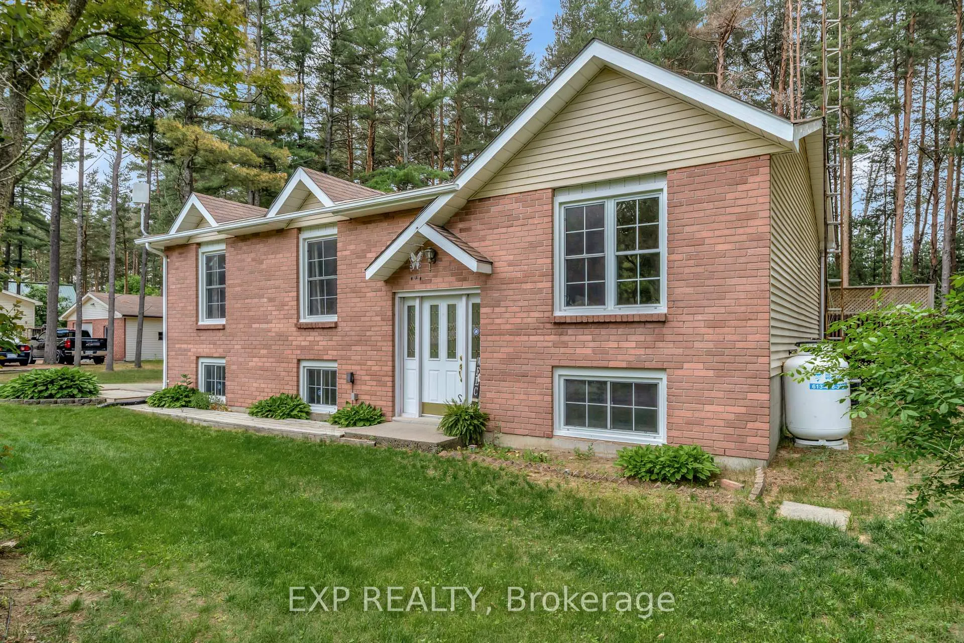 Photo 4 of 1112 County Road 5, Quinte West, Murray Ward — HOMEH