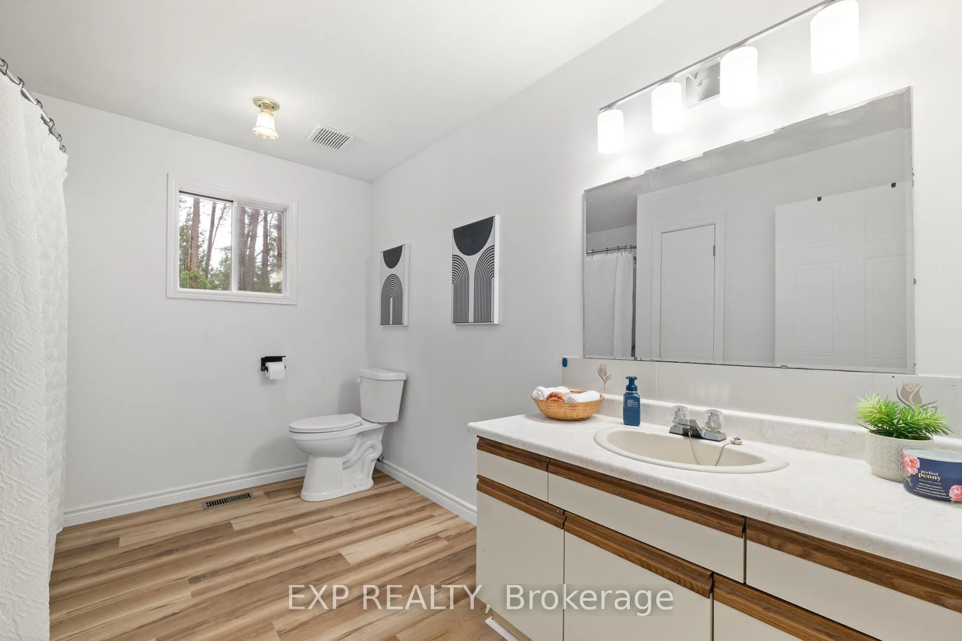 Photo 15 of 1112 County Road 5, Quinte West, Murray Ward — HOMEH