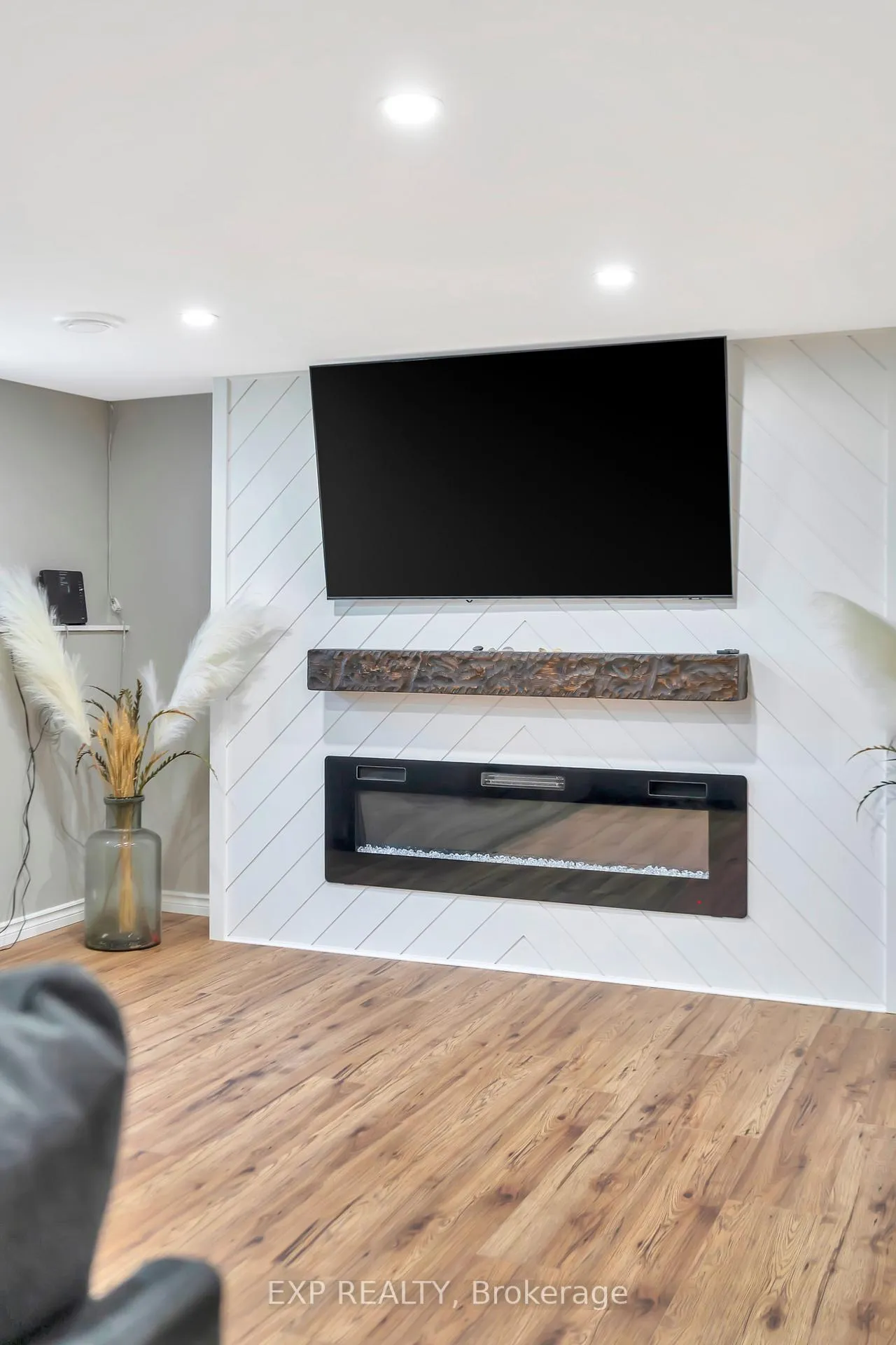 Photo 22 of 1112 County Road 5, Quinte West, Murray Ward — HOMEH