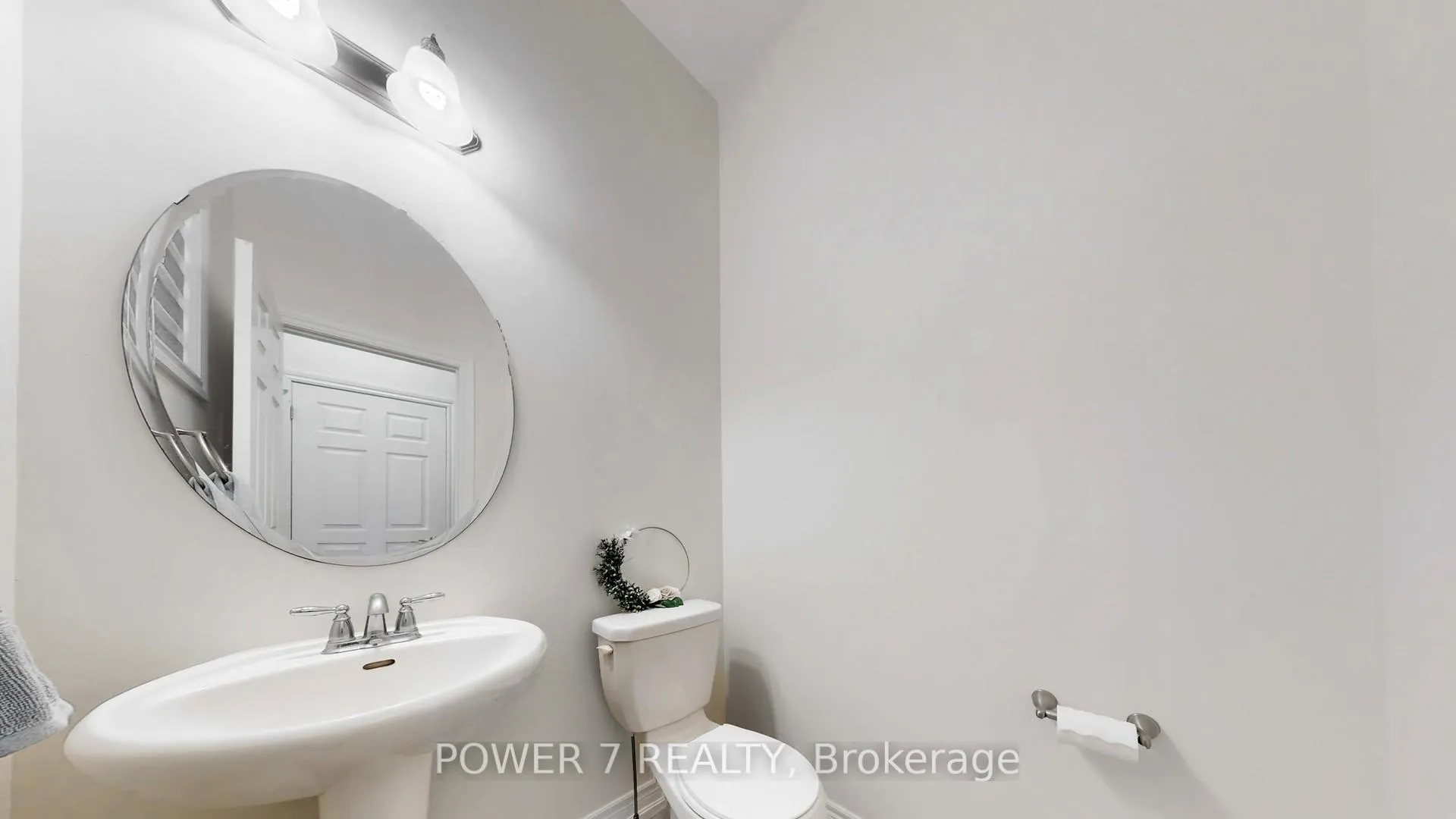 Photo 17 of 381 Chouinard Way, Aurora, Rural Aurora — HOMEH