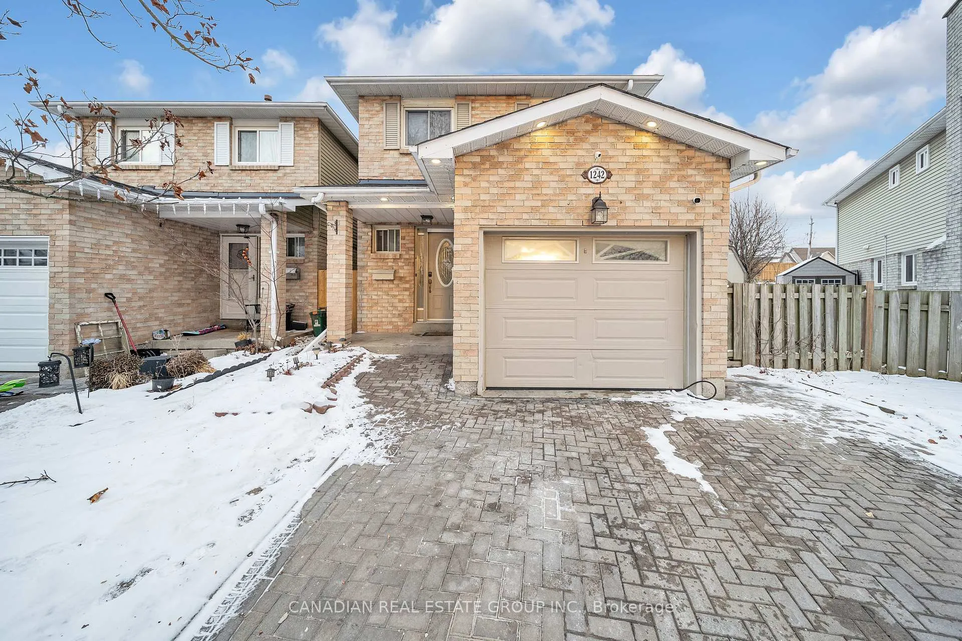 Photo 1 of 1242 Delmark Court E, Oshawa, Donevan — HOMEH