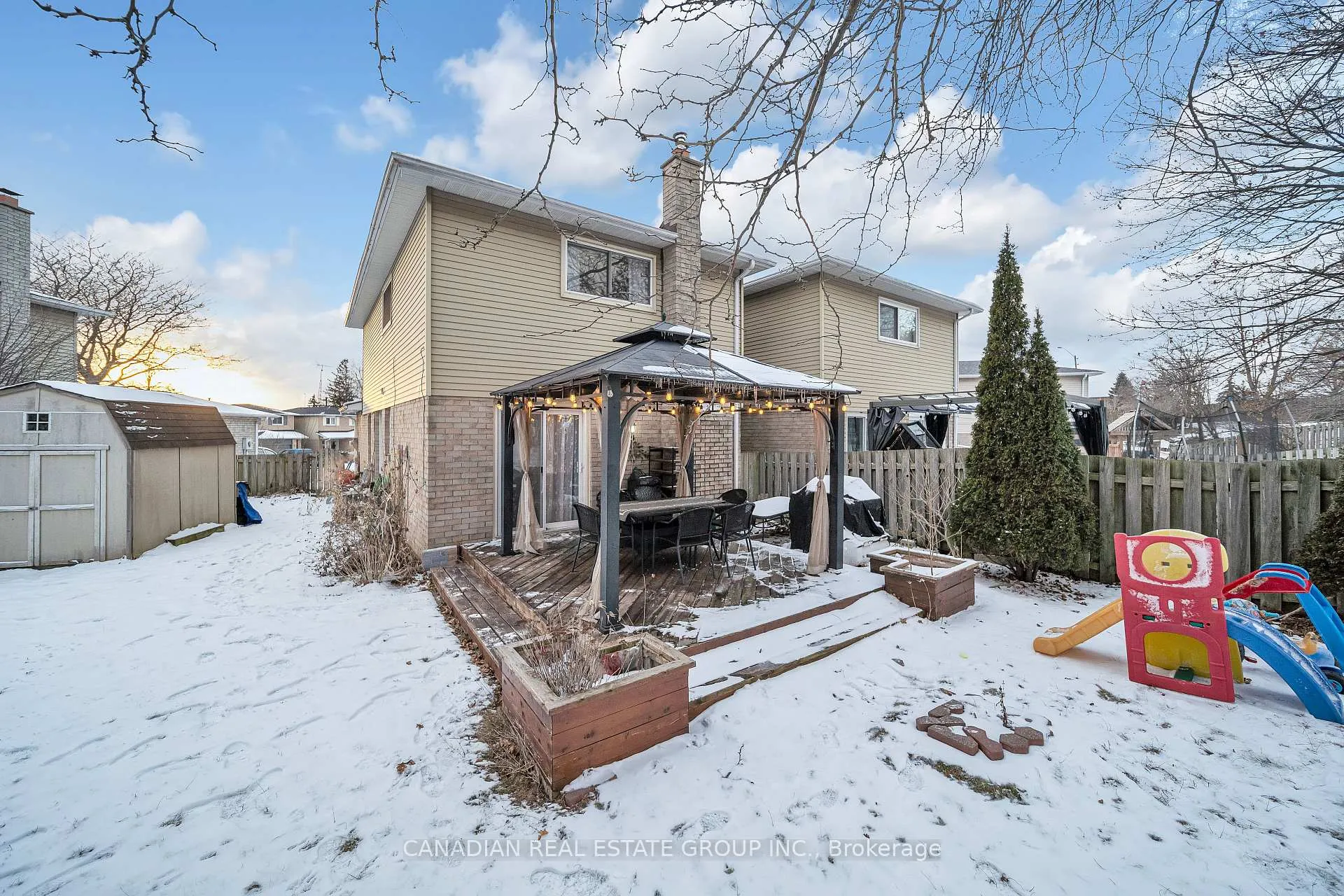 Photo 7 of 1242 Delmark Court E, Oshawa, Donevan — HOMEH