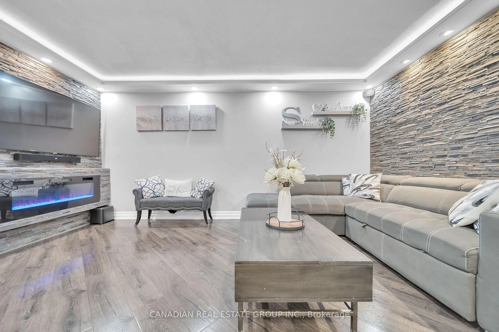 Photo 14 of 1242 Delmark Court E, Oshawa, Donevan — HOMEH