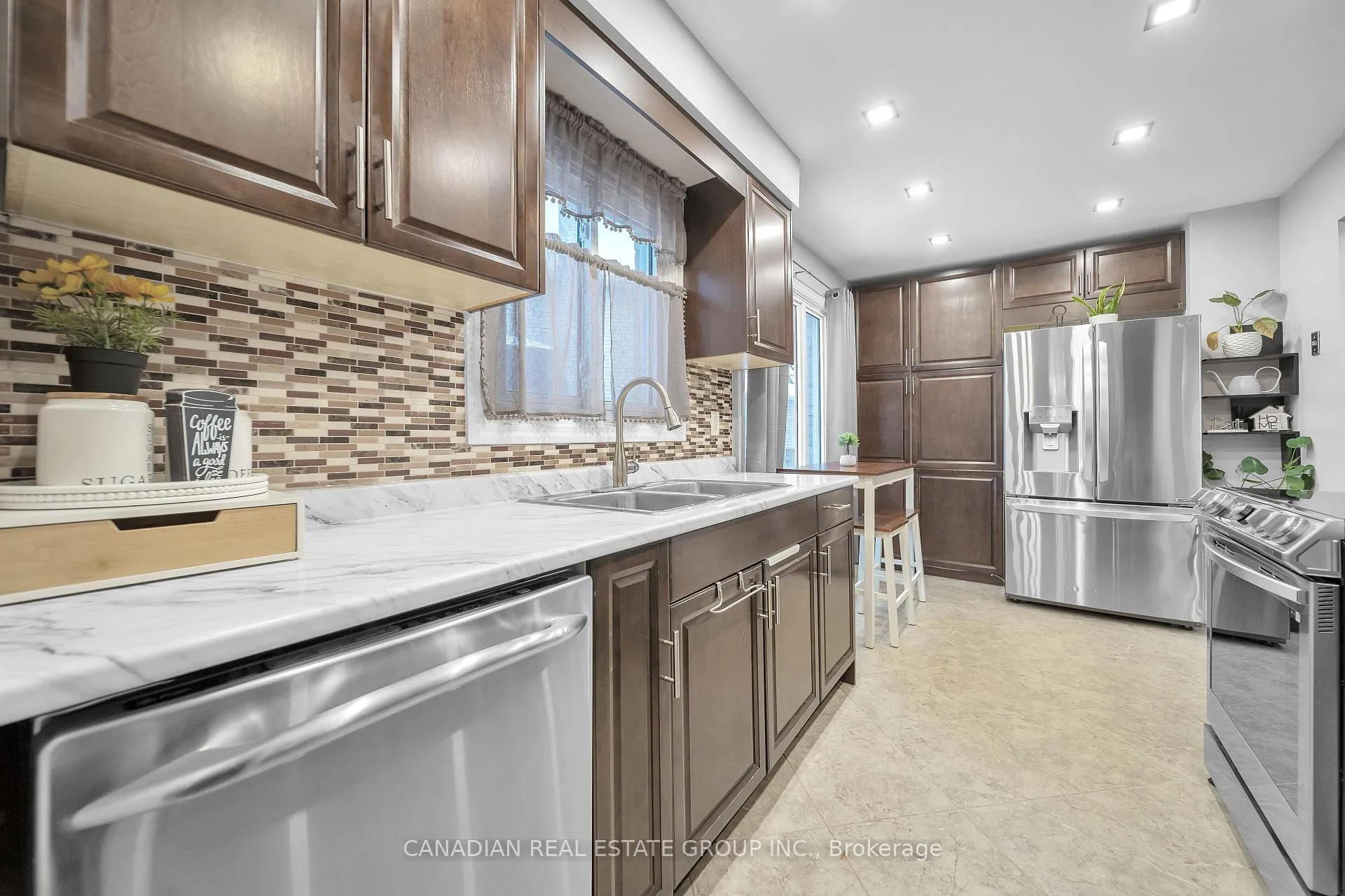 Photo 18 of 1242 Delmark Court E, Oshawa, Donevan — HOMEH
