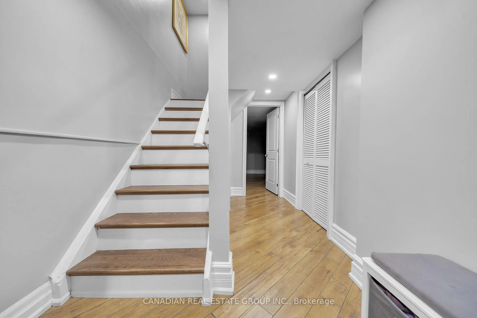 Photo 34 of 1242 Delmark Court E, Oshawa, Donevan — HOMEH