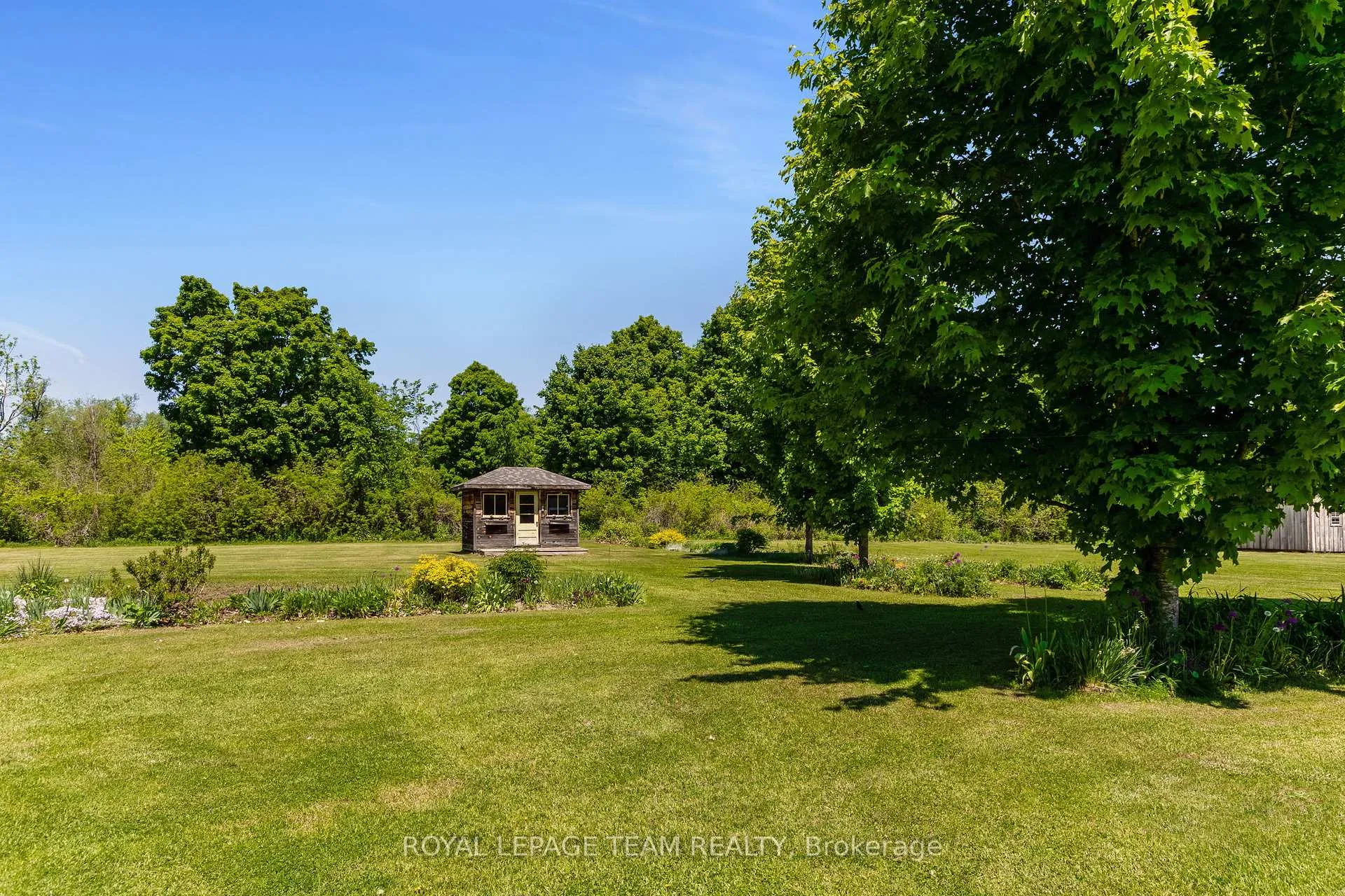 Photo 4 of 419 Lake Avenue E, Beckwith, Beckwith Twp — HOMEH