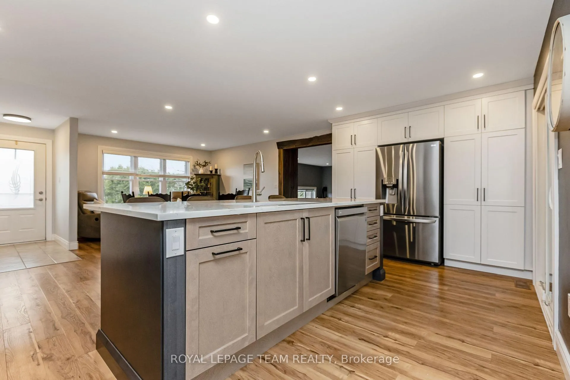 Photo 14 of 419 Lake Avenue E, Beckwith, Beckwith Twp — HOMEH