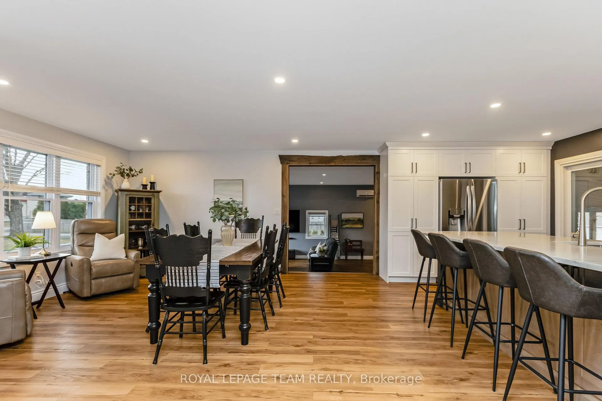 Photo 18 of 419 Lake Avenue E, Beckwith, Beckwith Twp — HOMEH