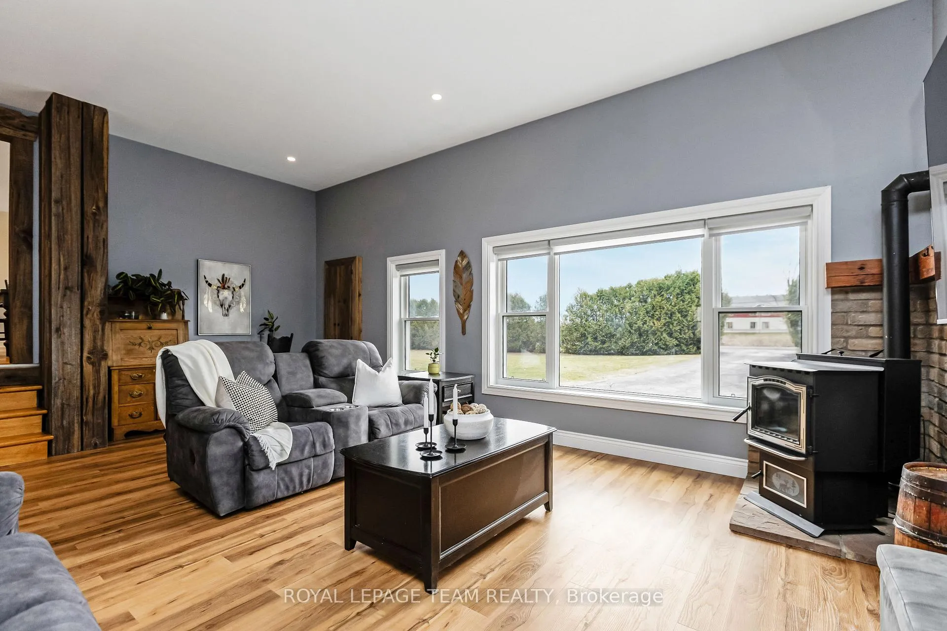Photo 24 of 419 Lake Avenue E, Beckwith, Beckwith Twp — HOMEH