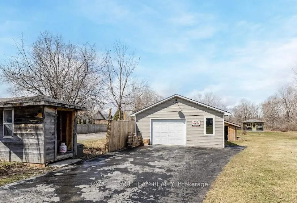 Photo 43 of 419 Lake Avenue E, Beckwith, Beckwith Twp — HOMEH
