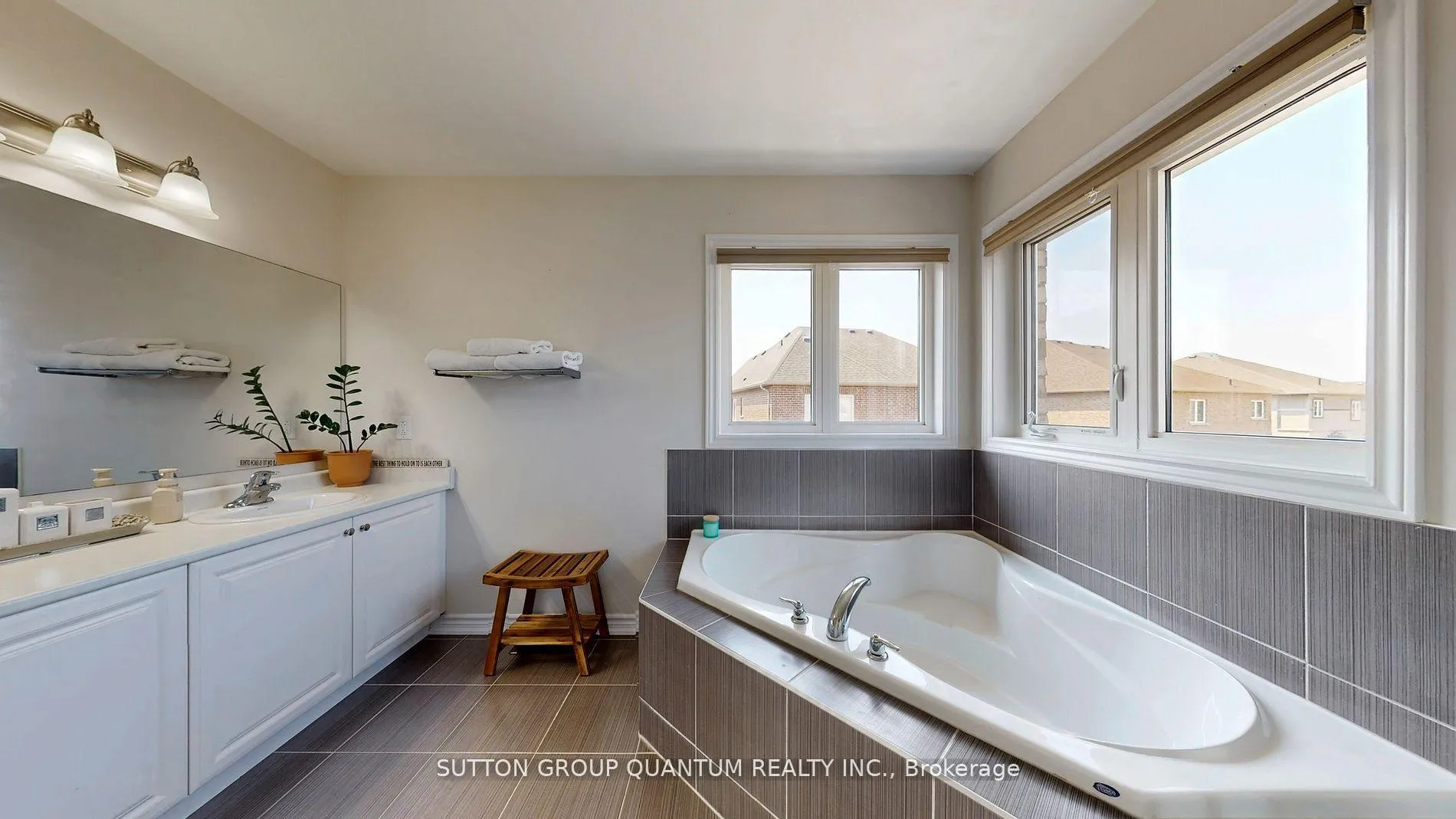 Photo 26 of 4 Brethby Street, Caledon, Rural Caledon — HOMEH