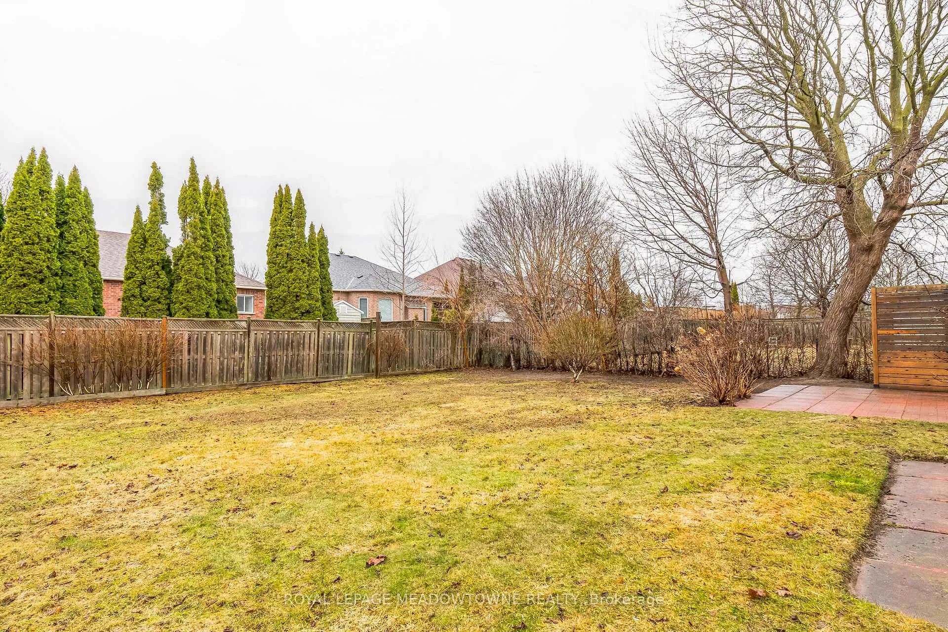 Photo 6 of 50 Ferguson Avenue, Whitby, Brooklin — HOMEH