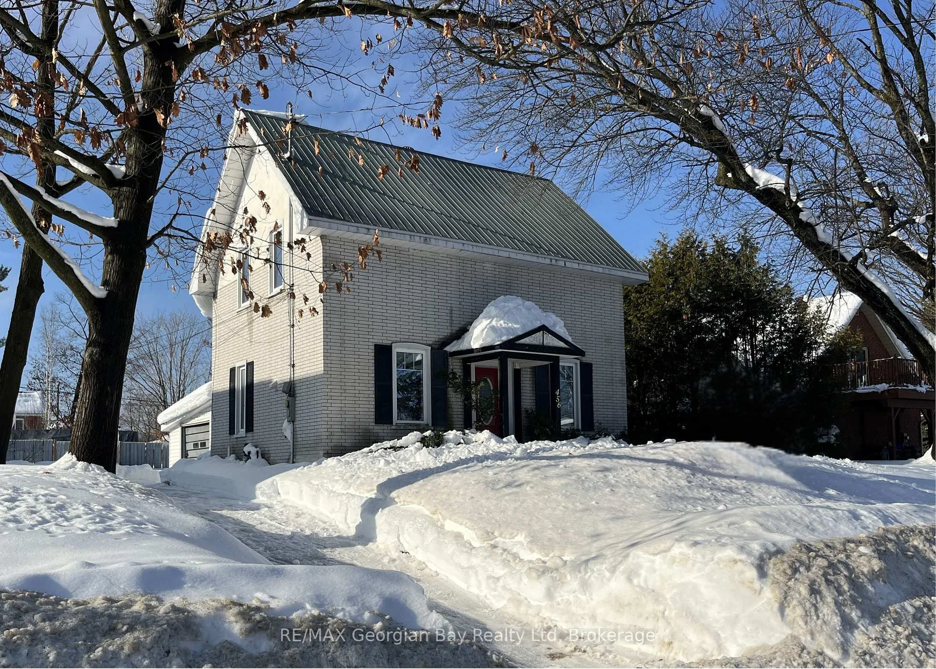 Photo 1 of 456 Queen Street, Midland — HOMEH