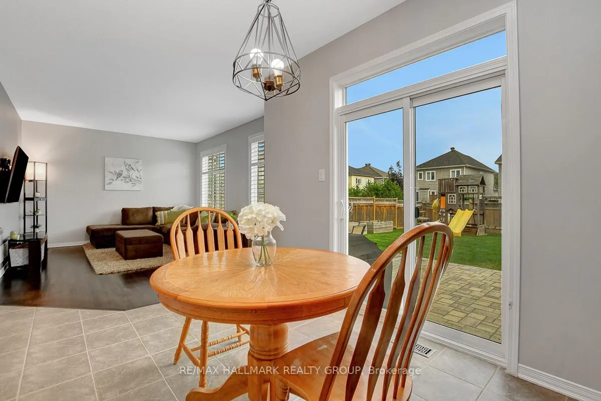 Photo 13 of 1206 De Pencier Drive, North Grenville, North Grenville Twp (Kemptville East) — HOMEH