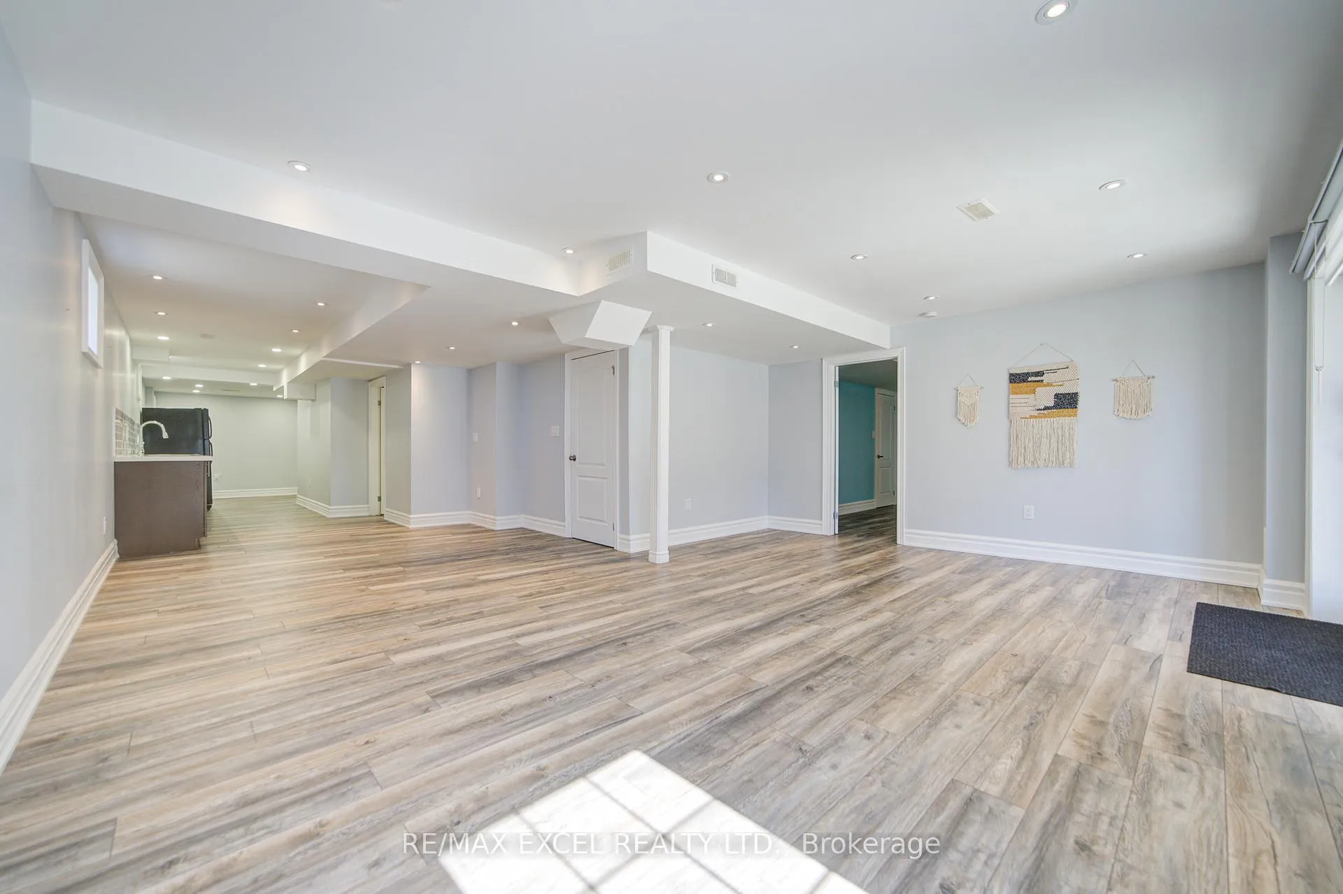 Photo 39 of 46 Bolsby Court, Aurora, Rural Aurora — HOMEH