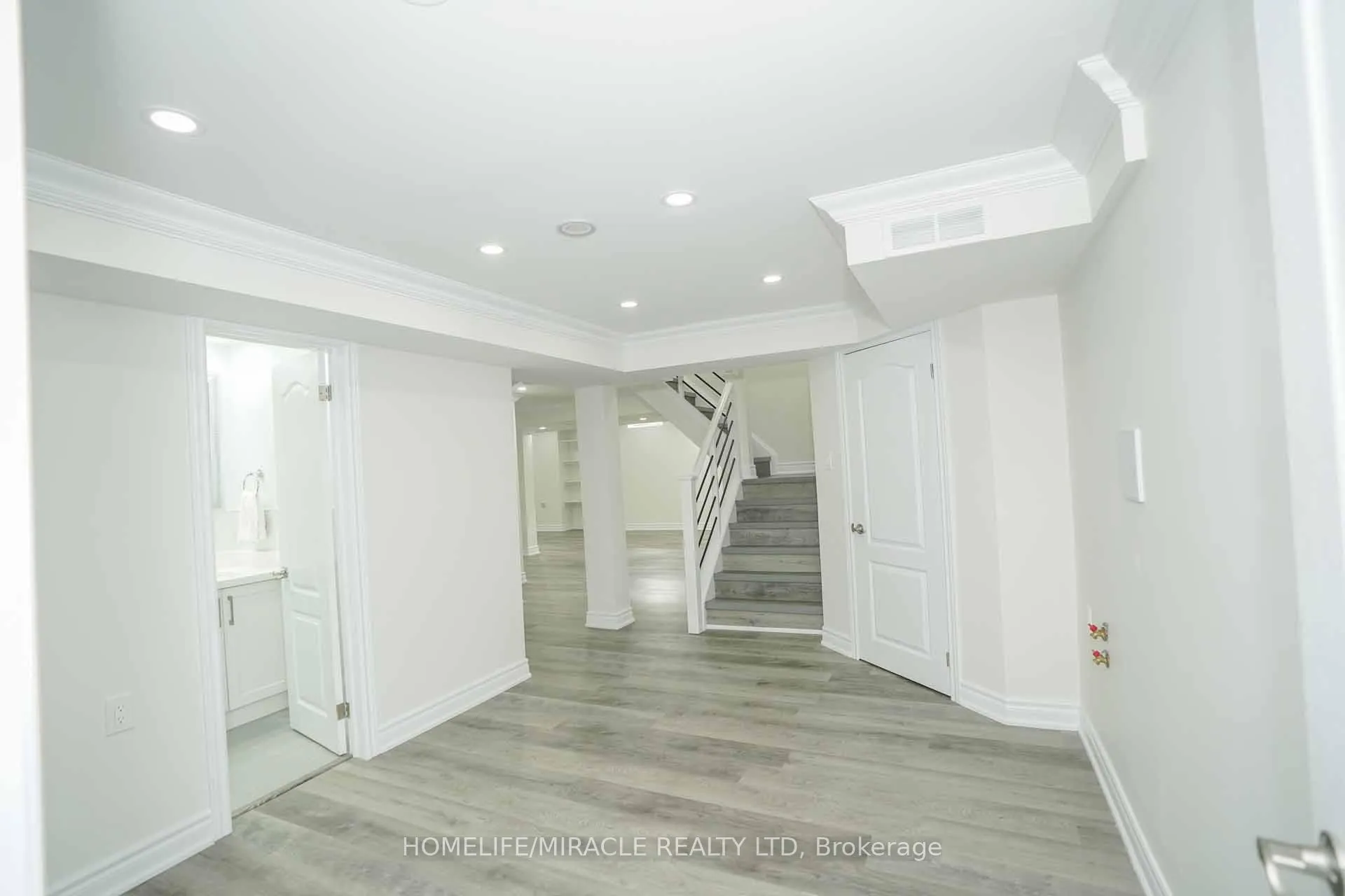 Photo 36 of 20 Cragg Crescent, Ajax, Northwest Ajax — HOMEH