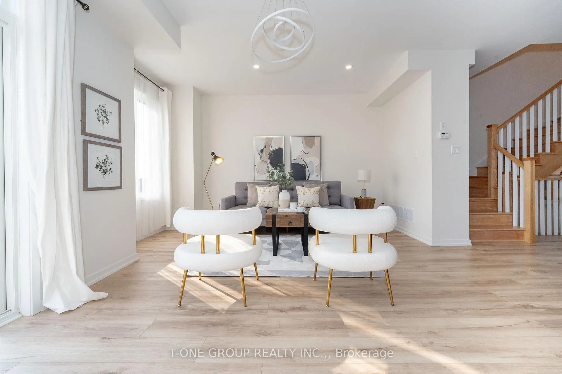 Photo 12 of 21 Rattenbury Road, Vaughan, Patterson — HOMEH