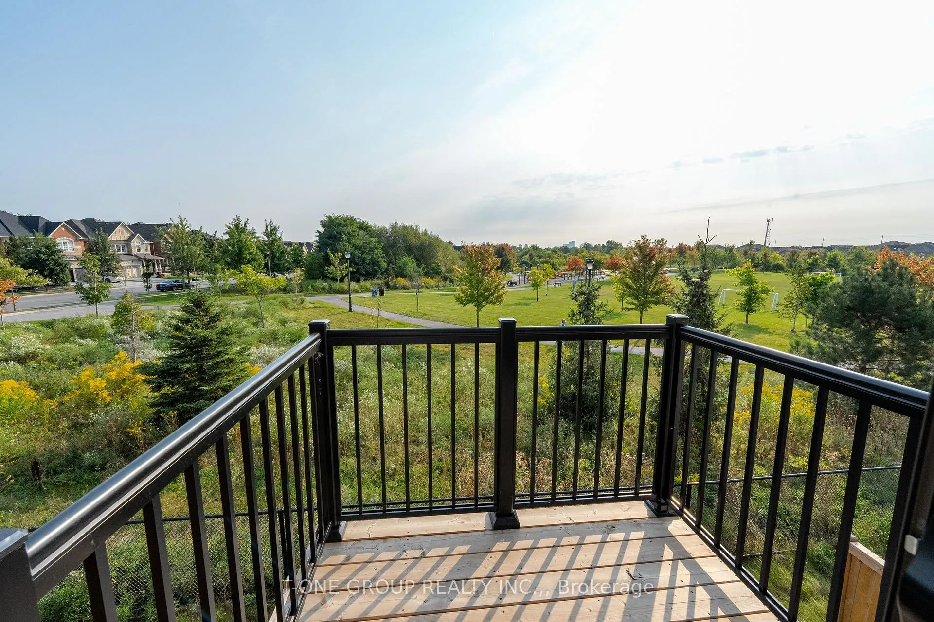 Photo 19 of 21 Rattenbury Road, Vaughan, Patterson — HOMEH