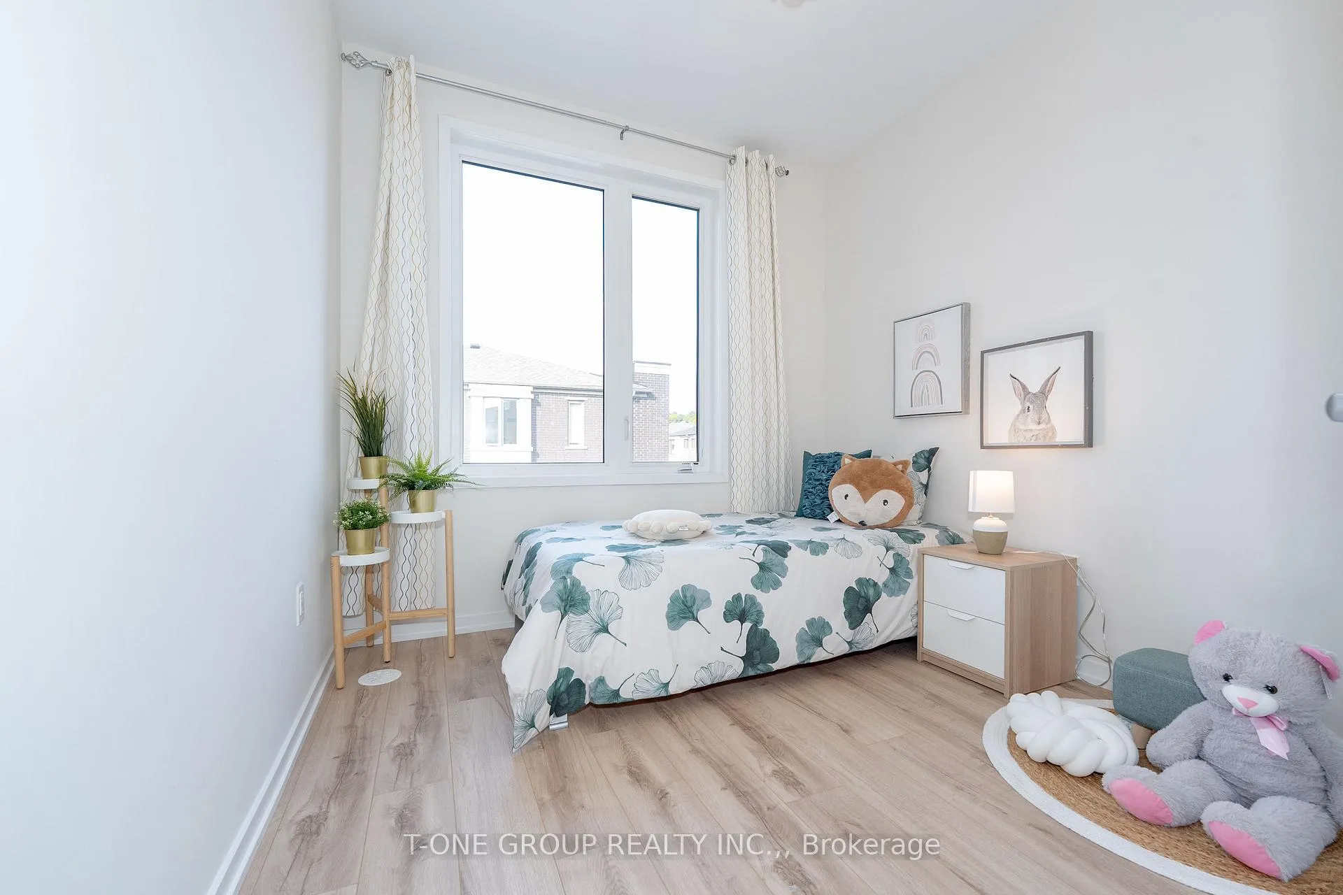 Photo 22 of 21 Rattenbury Road, Vaughan, Patterson — HOMEH