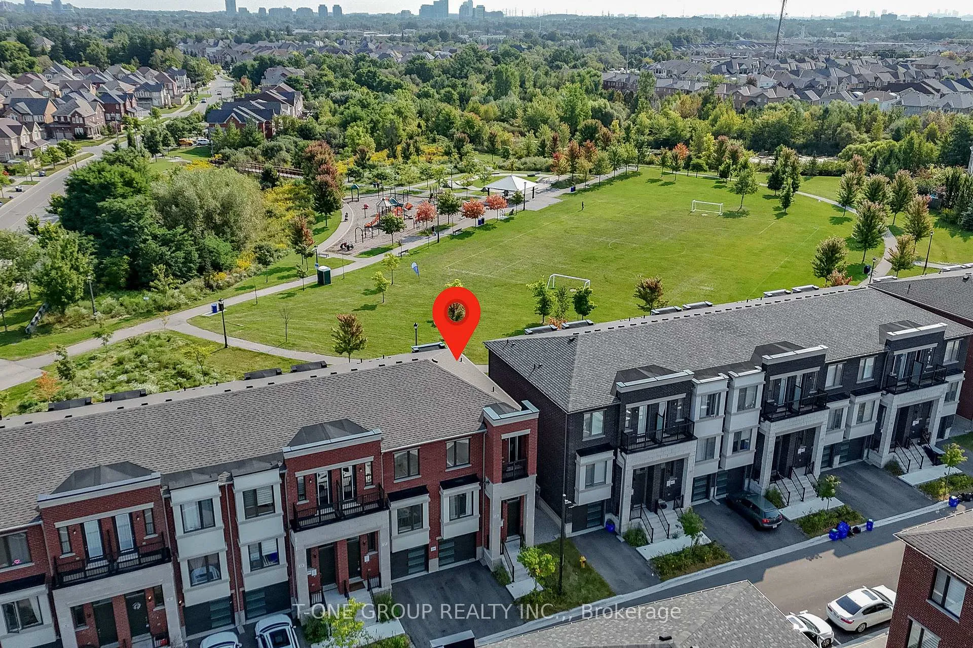 Photo 39 of 21 Rattenbury Road, Vaughan, Patterson — HOMEH