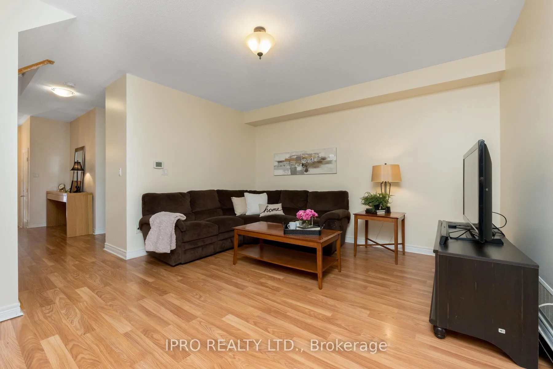 Photo 9 of 26 Neuchatel Avenue, Vaughan, Vellore Village — HOMEH