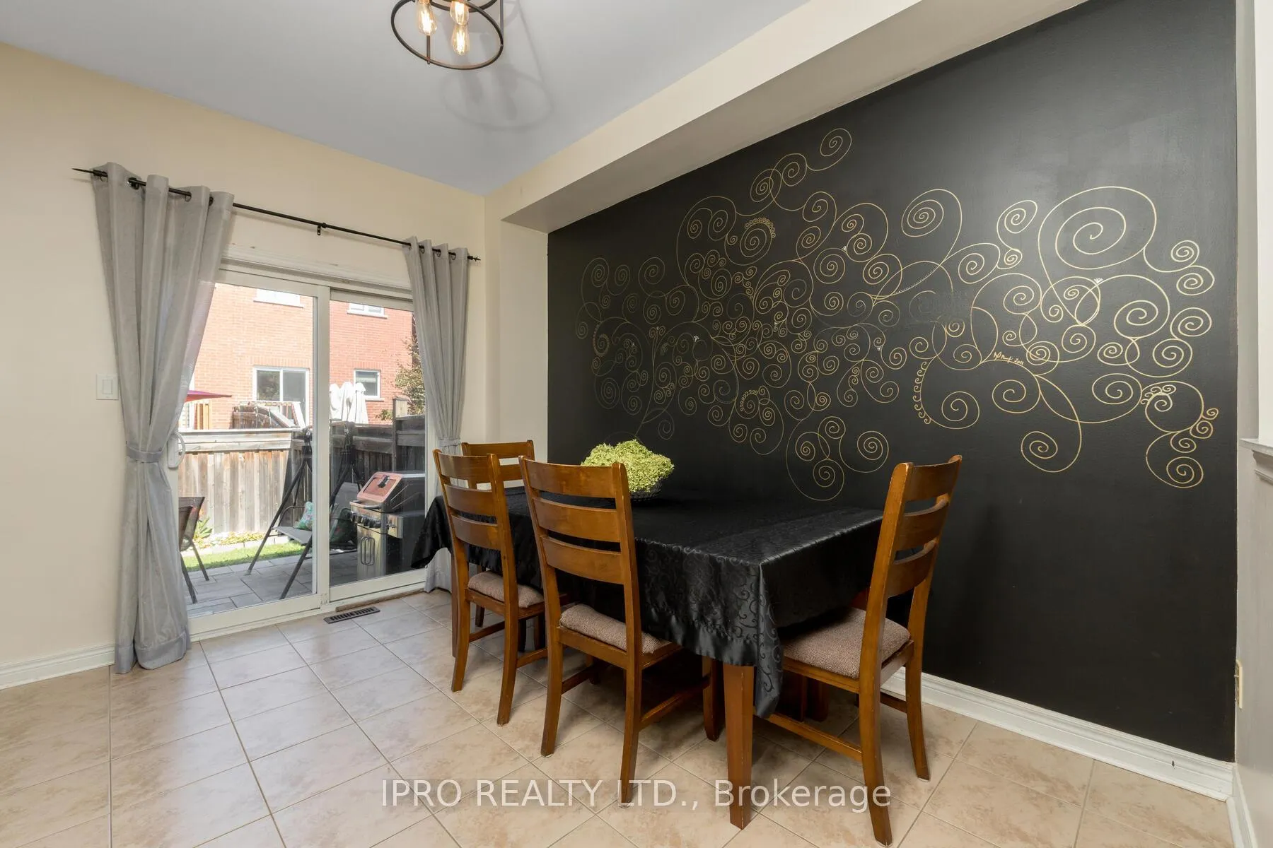 Photo 19 of 26 Neuchatel Avenue, Vaughan, Vellore Village — HOMEH