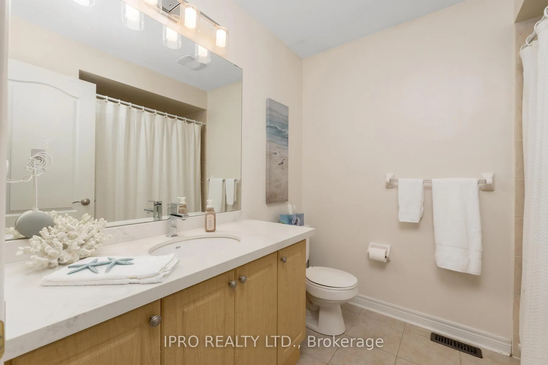 Photo 28 of 26 Neuchatel Avenue, Vaughan, Vellore Village — HOMEH