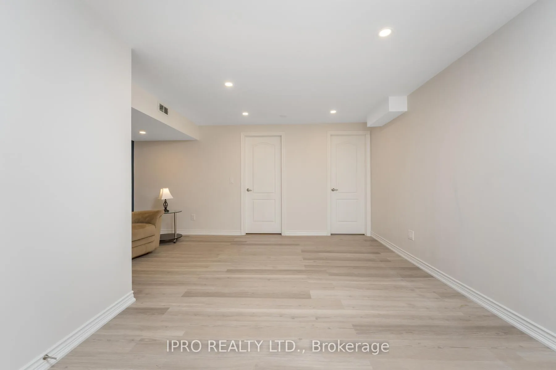 Photo 32 of 26 Neuchatel Avenue, Vaughan, Vellore Village — HOMEH